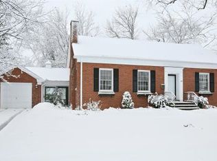 116 W Forest Ave, Wheaton, IL 60187