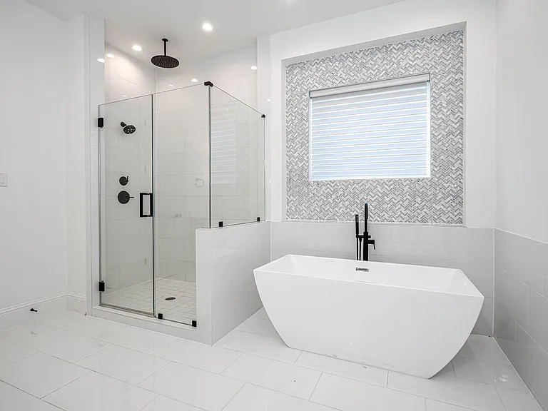1543 Lawrence St — Photo 11