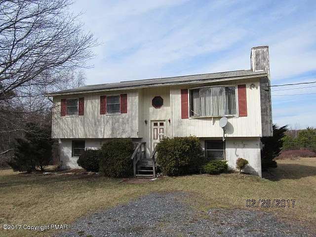 1226 Mathews Dr photo 1