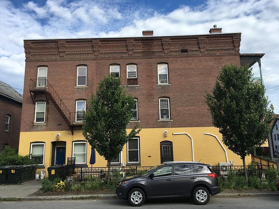 2nd image of 104 4th St