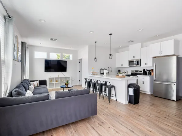 3753 E Polk St #B, Phoenix, AZ 85008