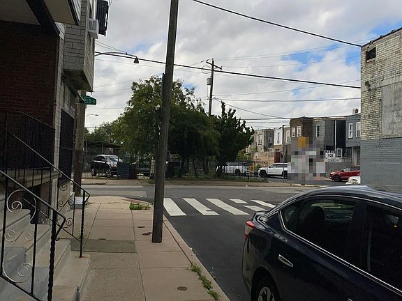 4th image of 3107 N Hemberger St