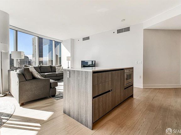 3rd image of 338 Main St Unit 11E