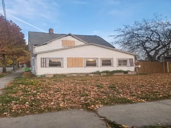 301 Michigan Ave, Bay City, MI 48708
