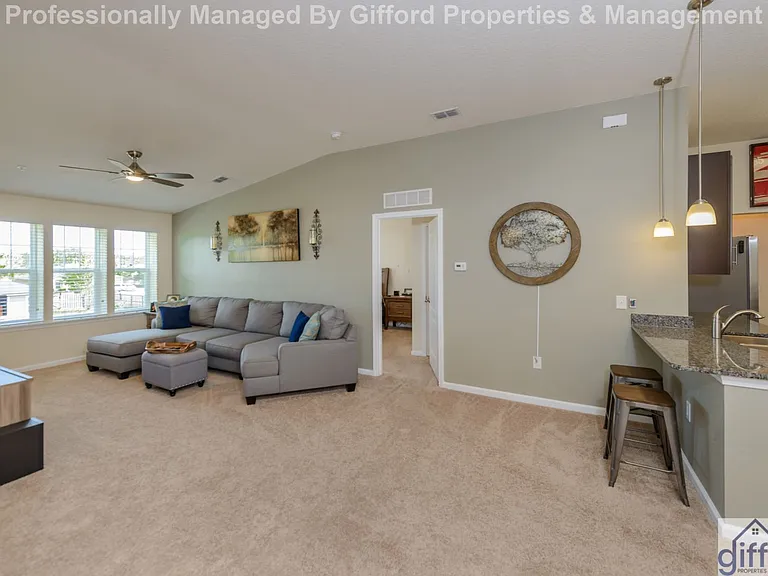 817 Golden Lake Loop — Photo 2