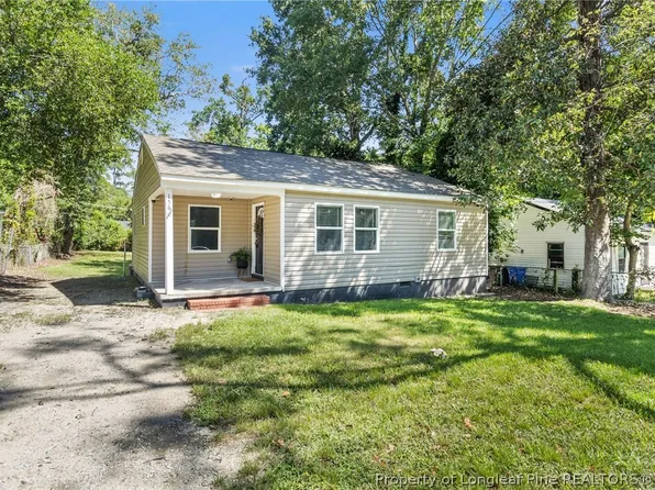 156 Kensington Cir, Fayetteville, NC 28301