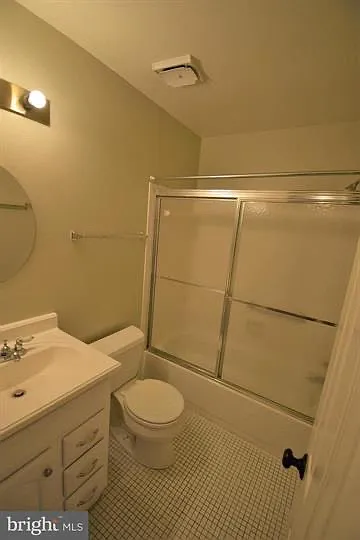 8243 Cedar Landing Ct — Photo 17