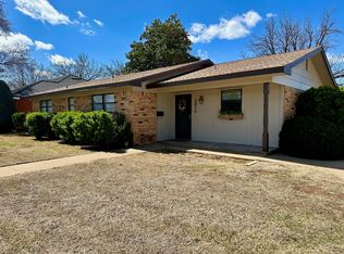 2015 Dallas St, Plainview, TX 79072