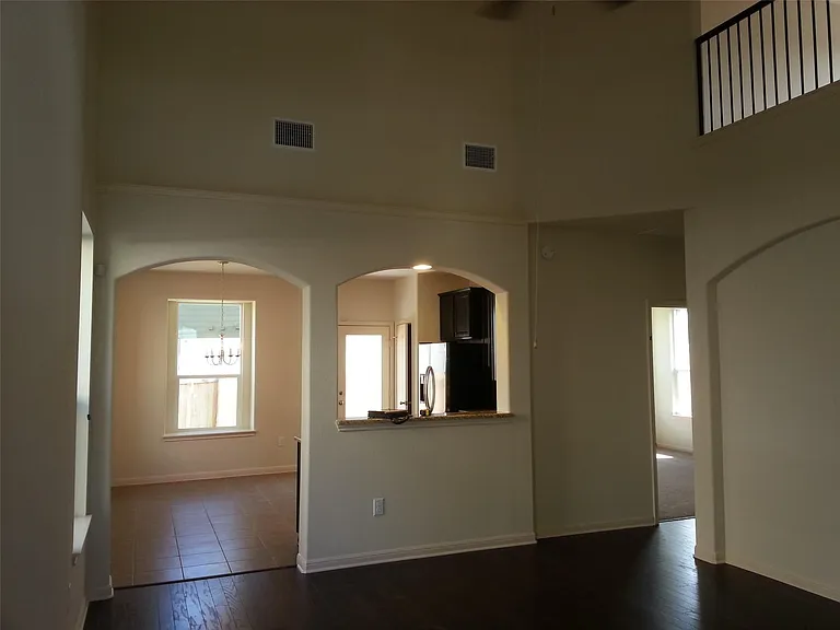 2504 McDonald Way — Photo 15