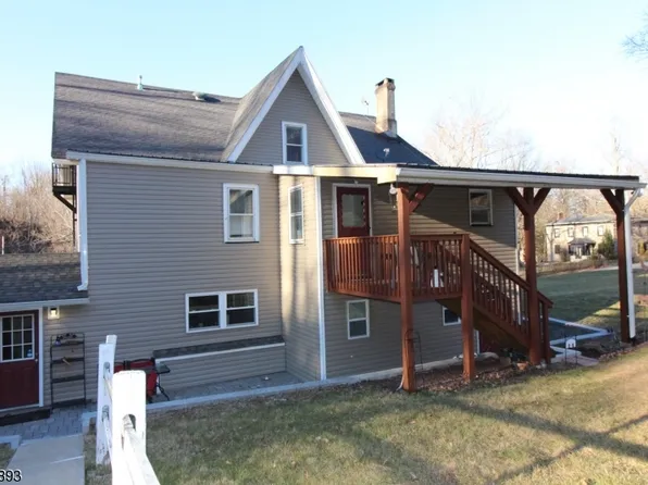 172 Musconetcong River Rd #A, Glen Gardner, NJ 08826