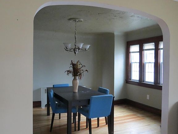 5th image of 57 Viola Ave
