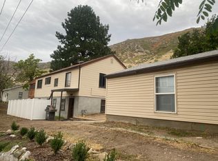 25 N 300 E, Farmington, UT 84025