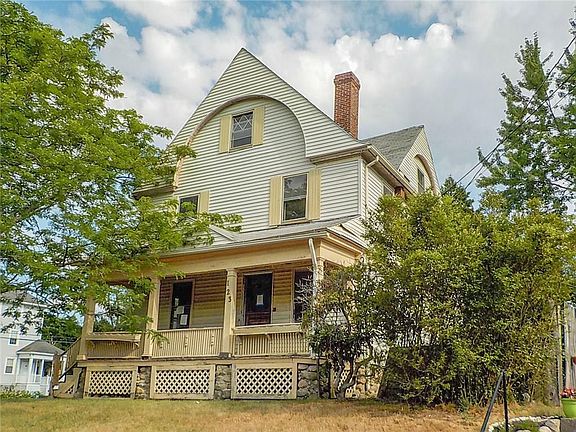 2nd image of 123 Norwood Ave