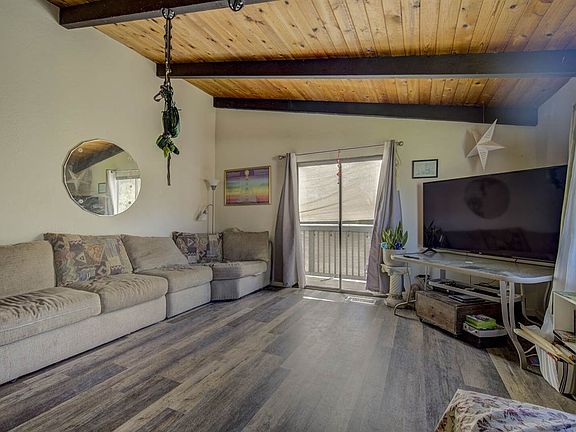 4th image of 23256-58 Lone Pine Dr