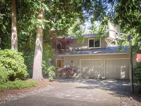 3rd image of 2206 Sahalee Dr E