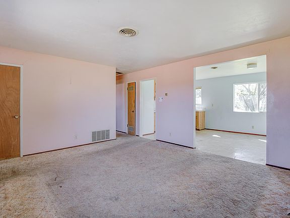 5th image of 22047 Palermo Ave