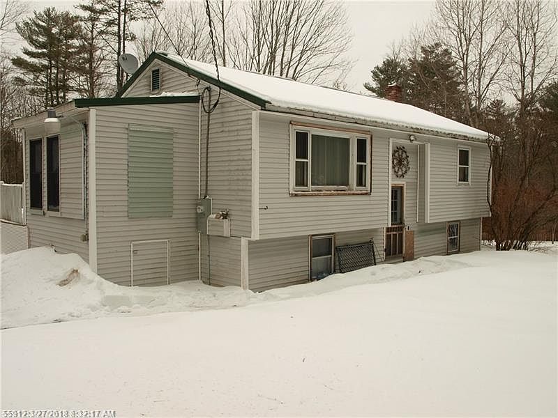 1st image of 35 Van Veen Dr