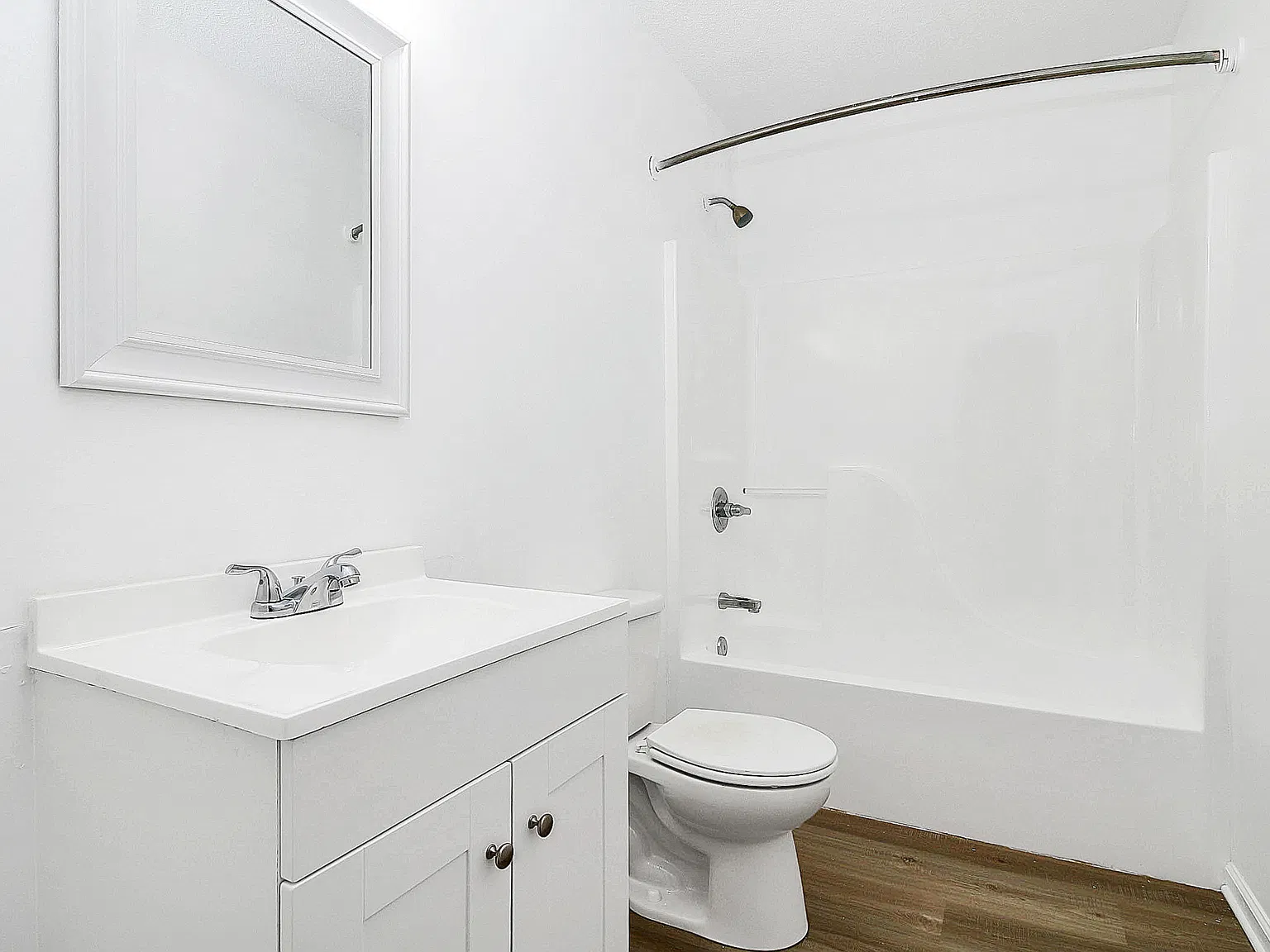 3 bed, 949 sqft, $1,400 — Photo 4