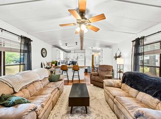 16 N Dewberry Ln, Rochester, NH 03867