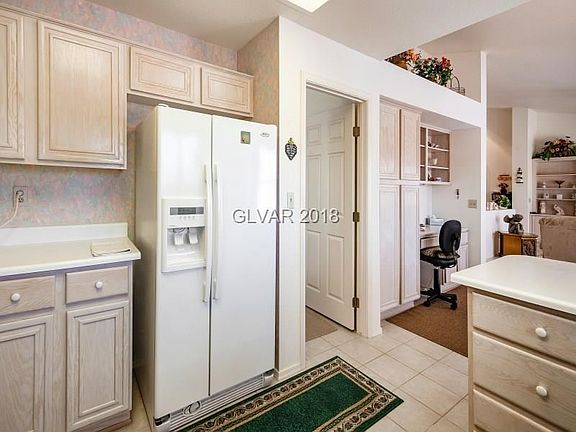 3rd image of 2800 Lotus Hill Dr