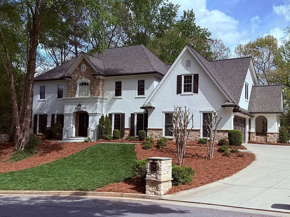 825 Byrnwyck Rd NE, Brookhaven, GA 30319