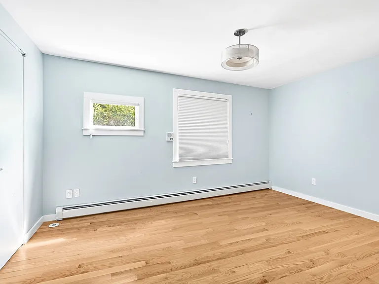 12 Seely Pl — Photo 19