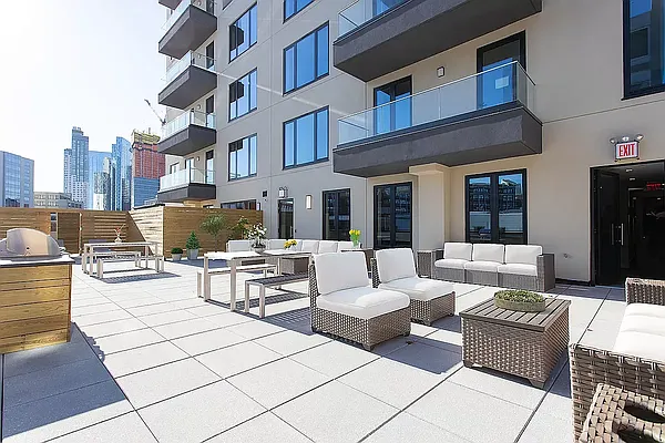 Rented by Modern Spaces | media 15