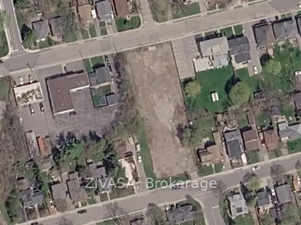 43 Victoria Ave, Cambridge, ON N1S 1X2