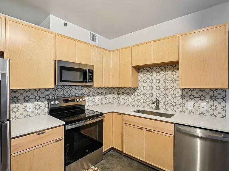 Sentinel Lofts — Photo 13