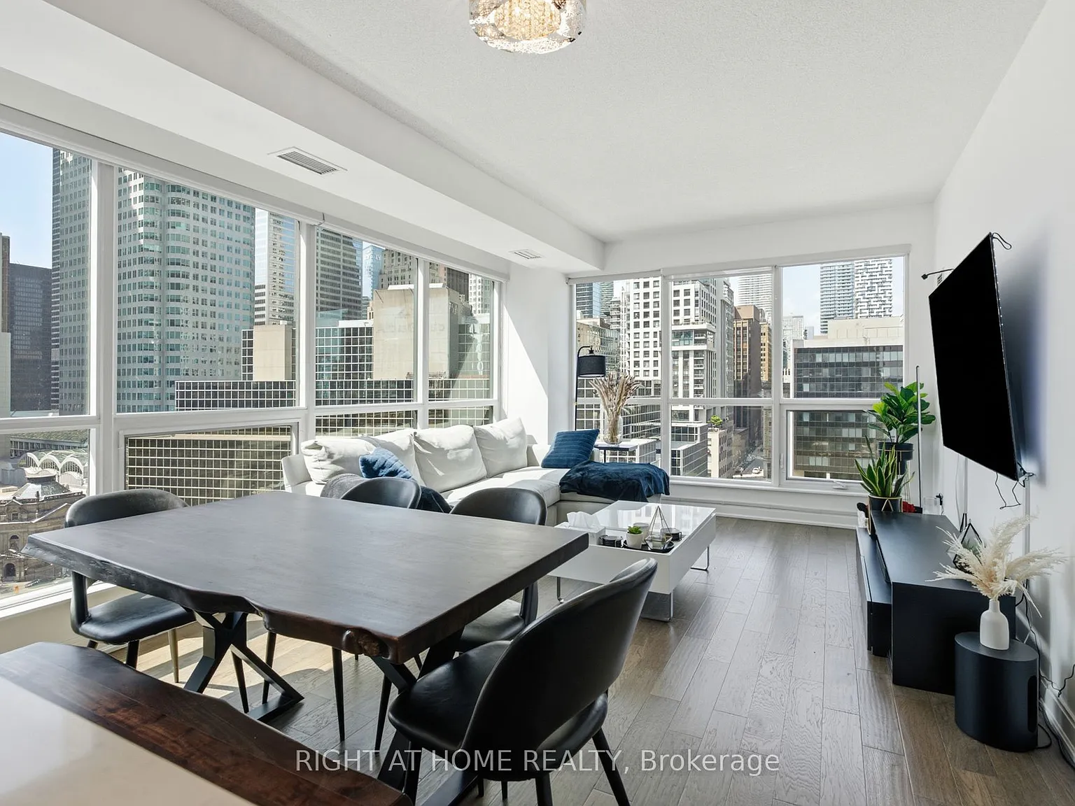 3 bed, $4,100 — Photo 4
