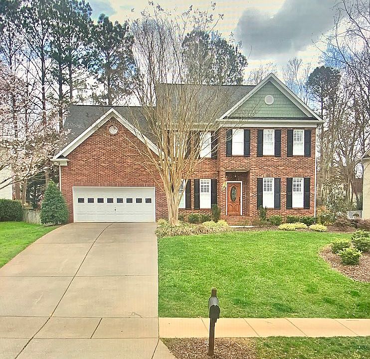 1st image of 16908 Hampton Crossing Dr