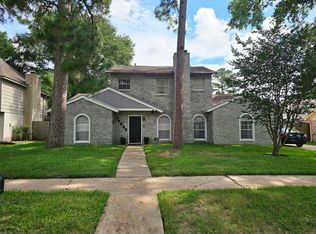 14822 Cedar Point Dr, Houston, TX 77070