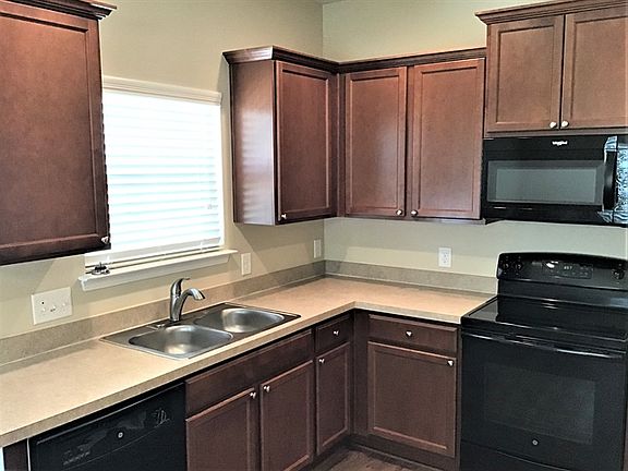 3rd image of 5001 Newport Landing Way