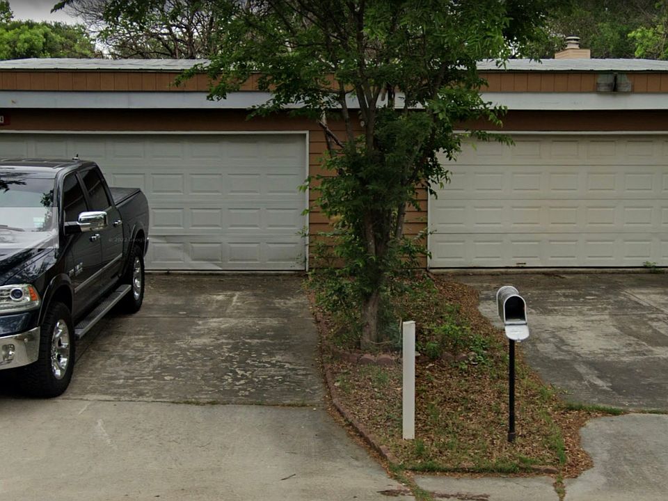2nd image of 11754 Ocean Springs
