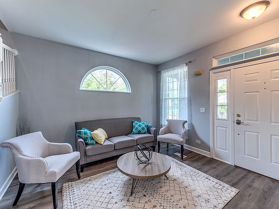 4th image of 88 Summerhill Dr