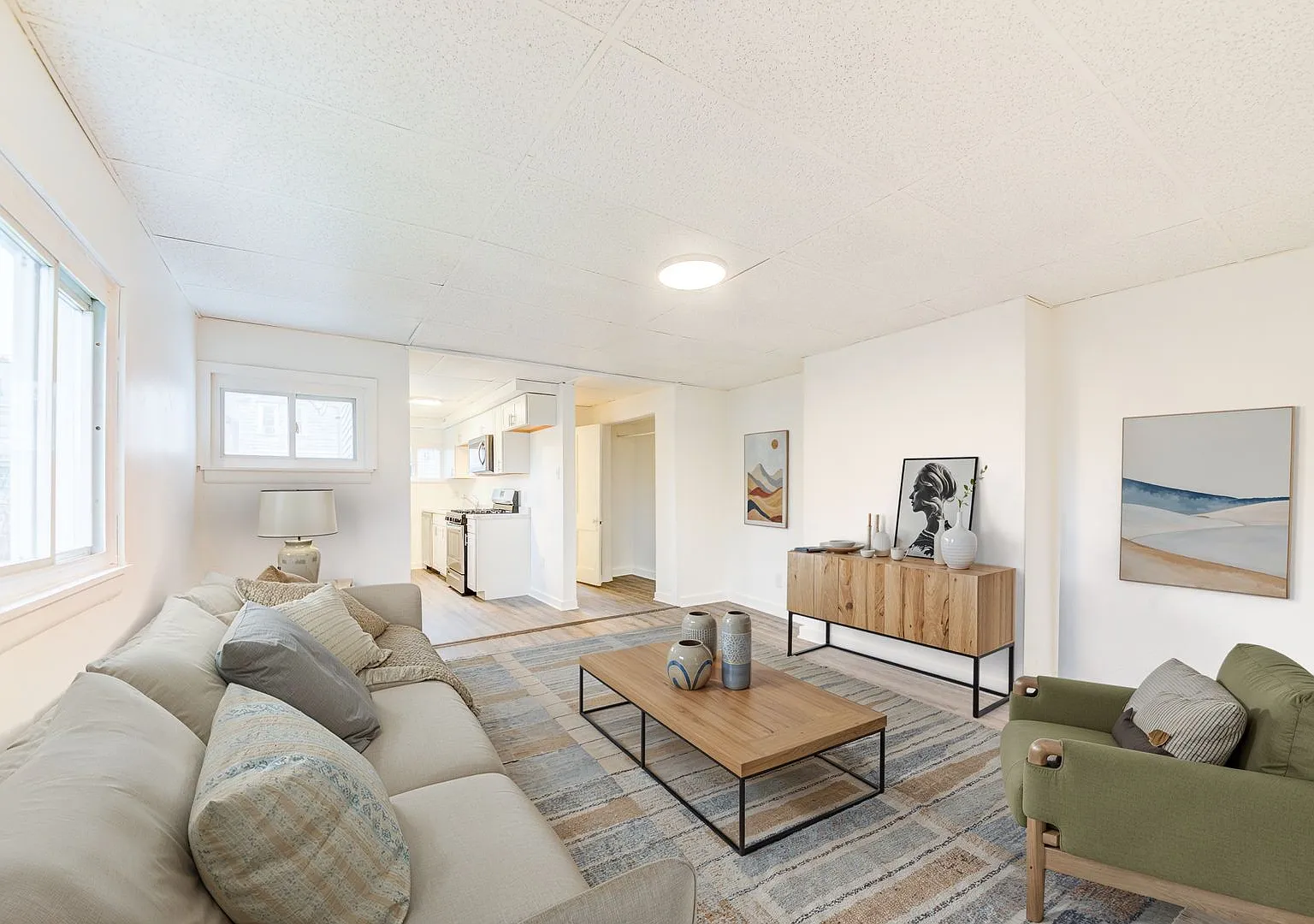 04 - 615 E Warrington — Photo 1