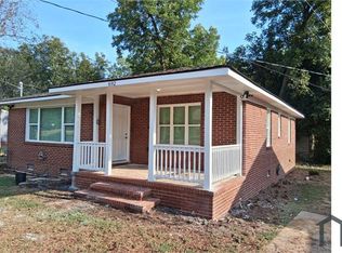 692 Villa Crest Ave, Macon, GA 31206