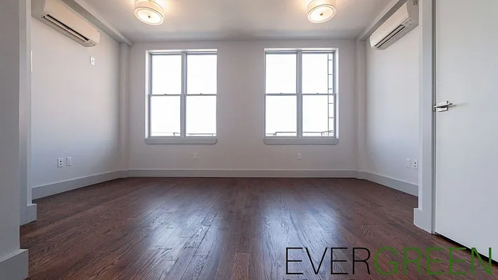 Rented by Nooklyn NYC LLC | media 8