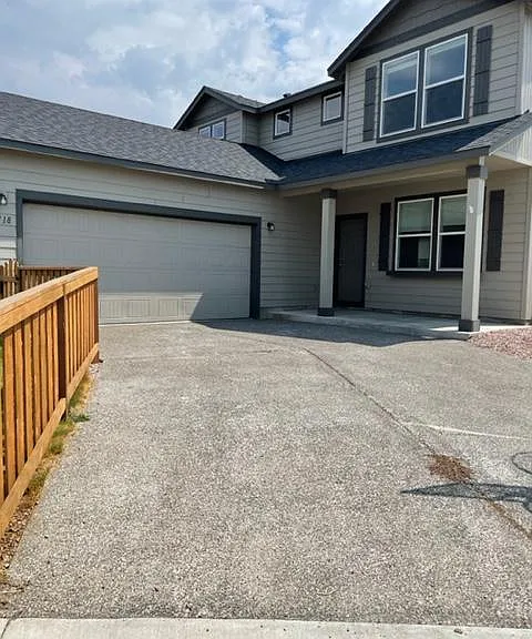 1718 NW Larch Wood Ct — Photo 1