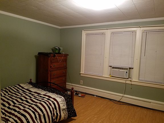 3rd image of 11924 27th Ave #2FL