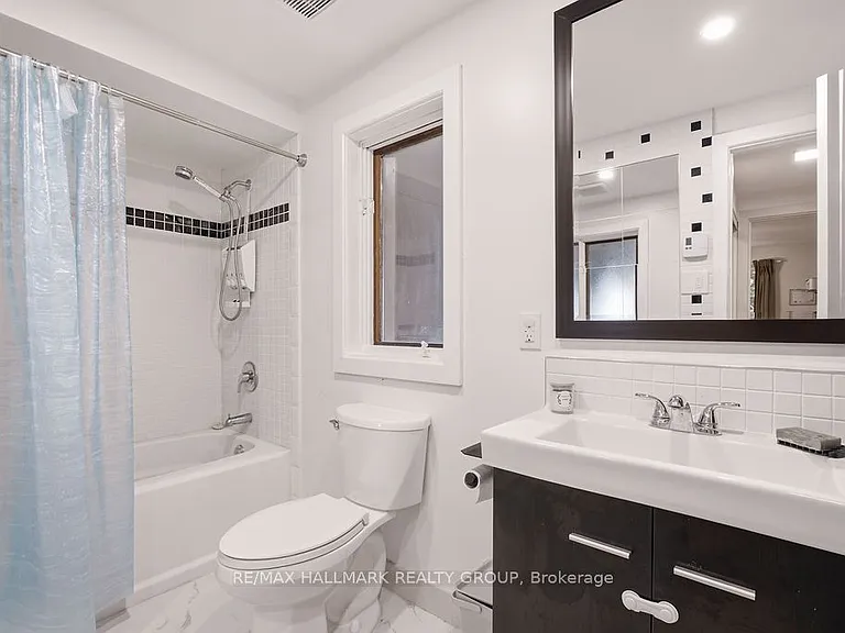 67 Grady Cres — Photo 39