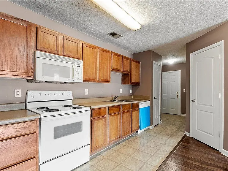 3000 S Adams St #1115 — Photo 4