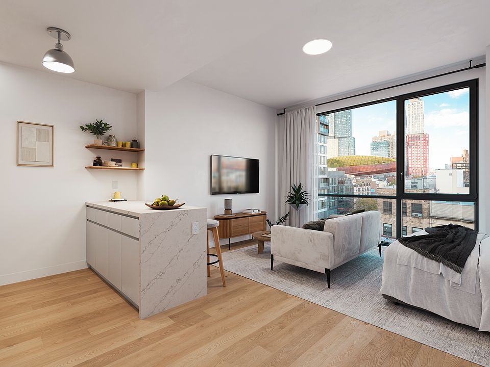 1st image of 52 4th Ave #604