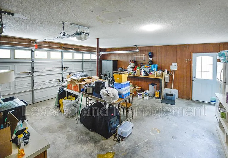 2156 Forest Lakes Blvd — Photo 35