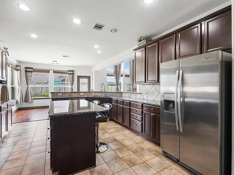 26407 Wooded Hollow Ln — Photo 8