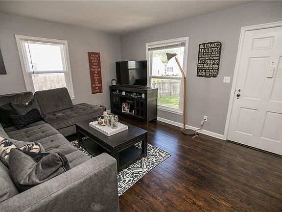 4th image of 2340 26th St