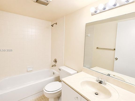 5th image of 12900 SW 13th St APT 413E