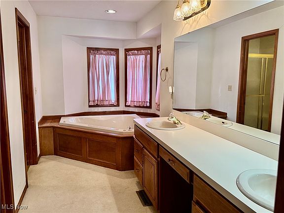 5th image of 5345 Sturbridge Ct