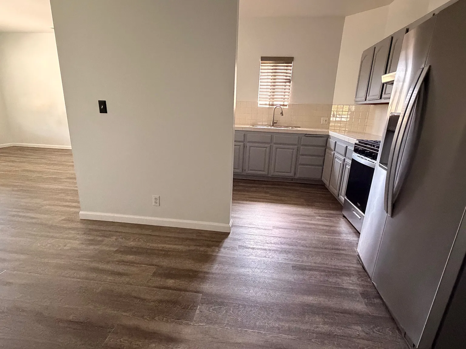 2 bed, 940 sqft, $2,850 — Photo 4