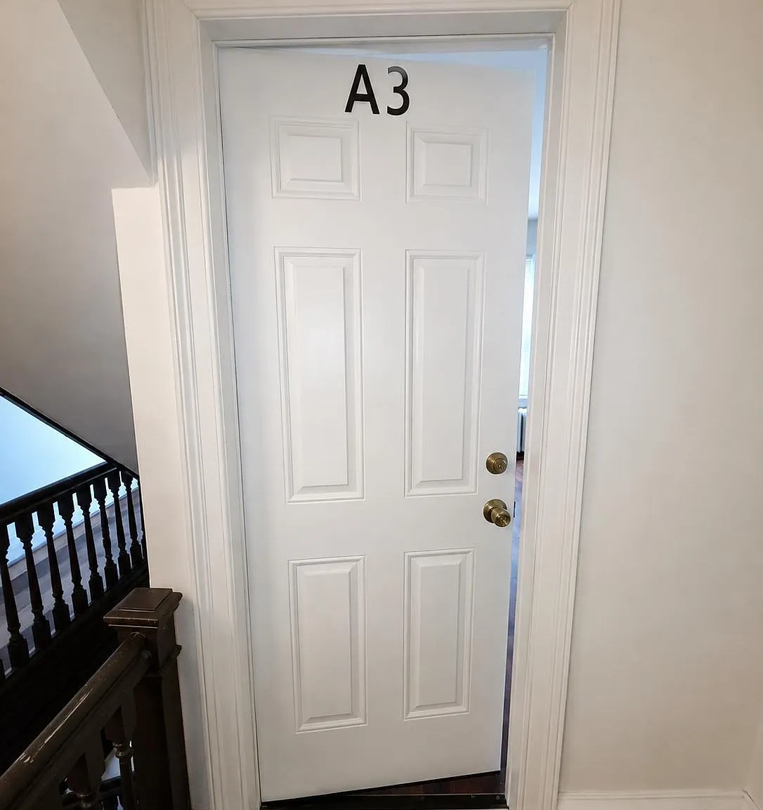 1 bed, 1.0 bath, $1,600 — Photo 3